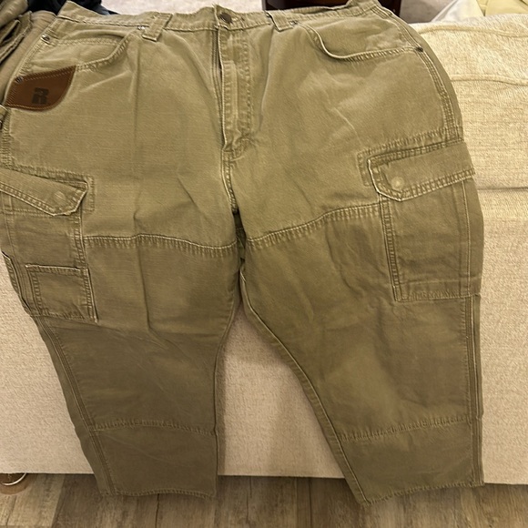 Wrangler RipStop Fabric for work outside.. Heavy duty fabric - Picture 2 of 3